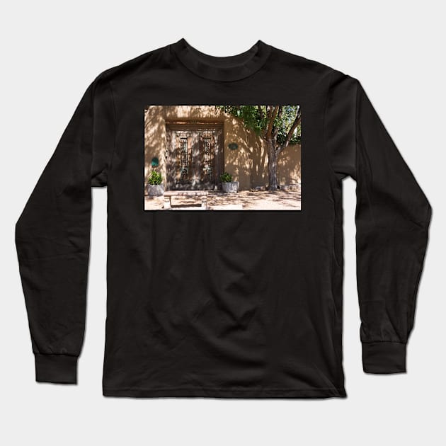 Door in the wall Long Sleeve T-Shirt by sma1050